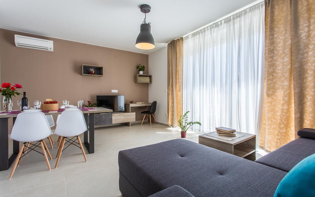 Apartments Viktorija Башка Екстер'єр фото