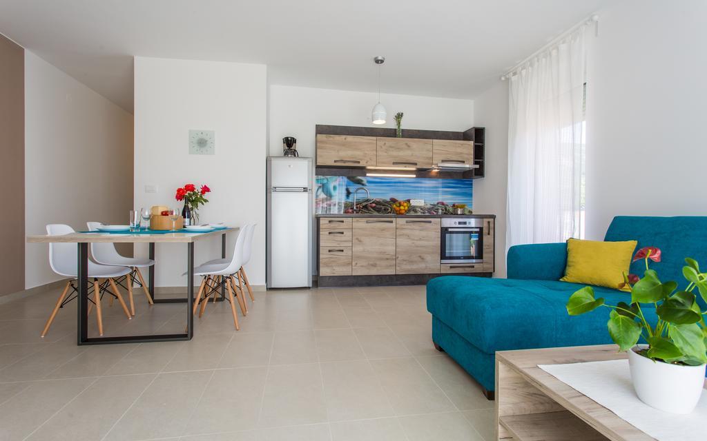 Apartments Viktorija Башка Екстер'єр фото