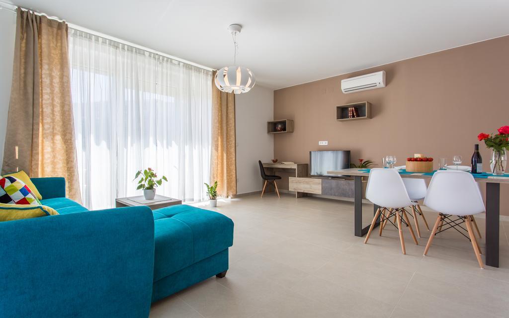Apartments Viktorija Башка Екстер'єр фото