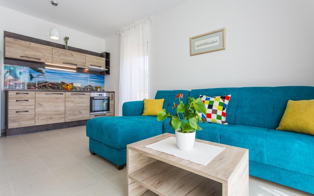 Apartments Viktorija Башка Екстер'єр фото